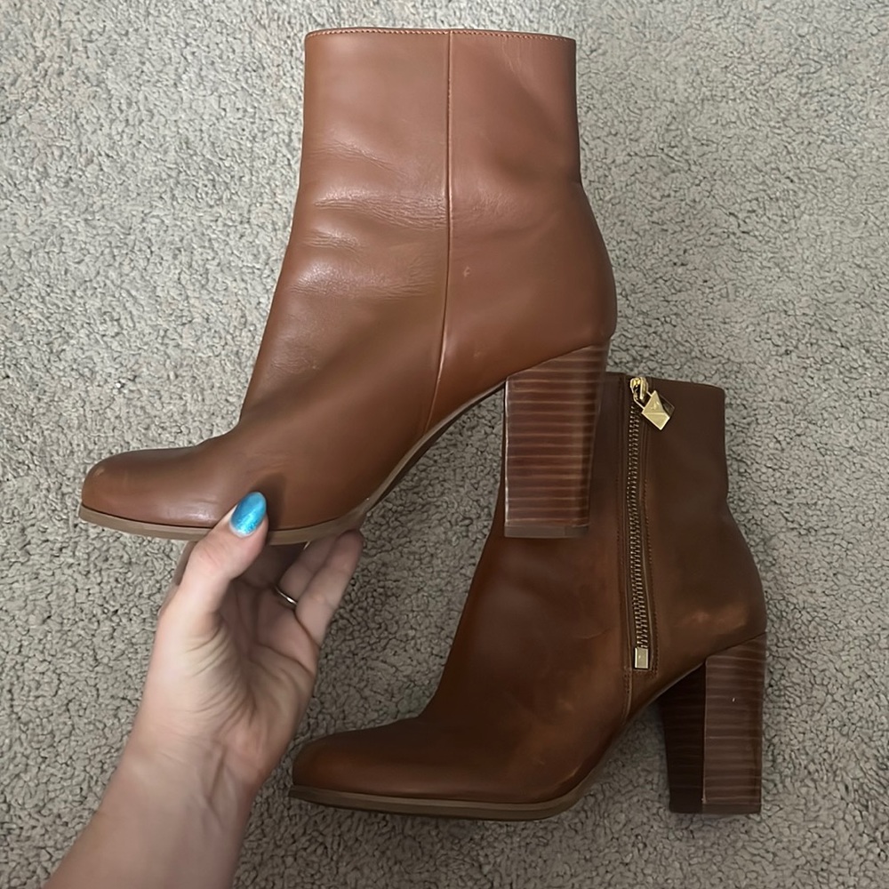 {Michael Kors} Light Brown Leather Ankle Boots